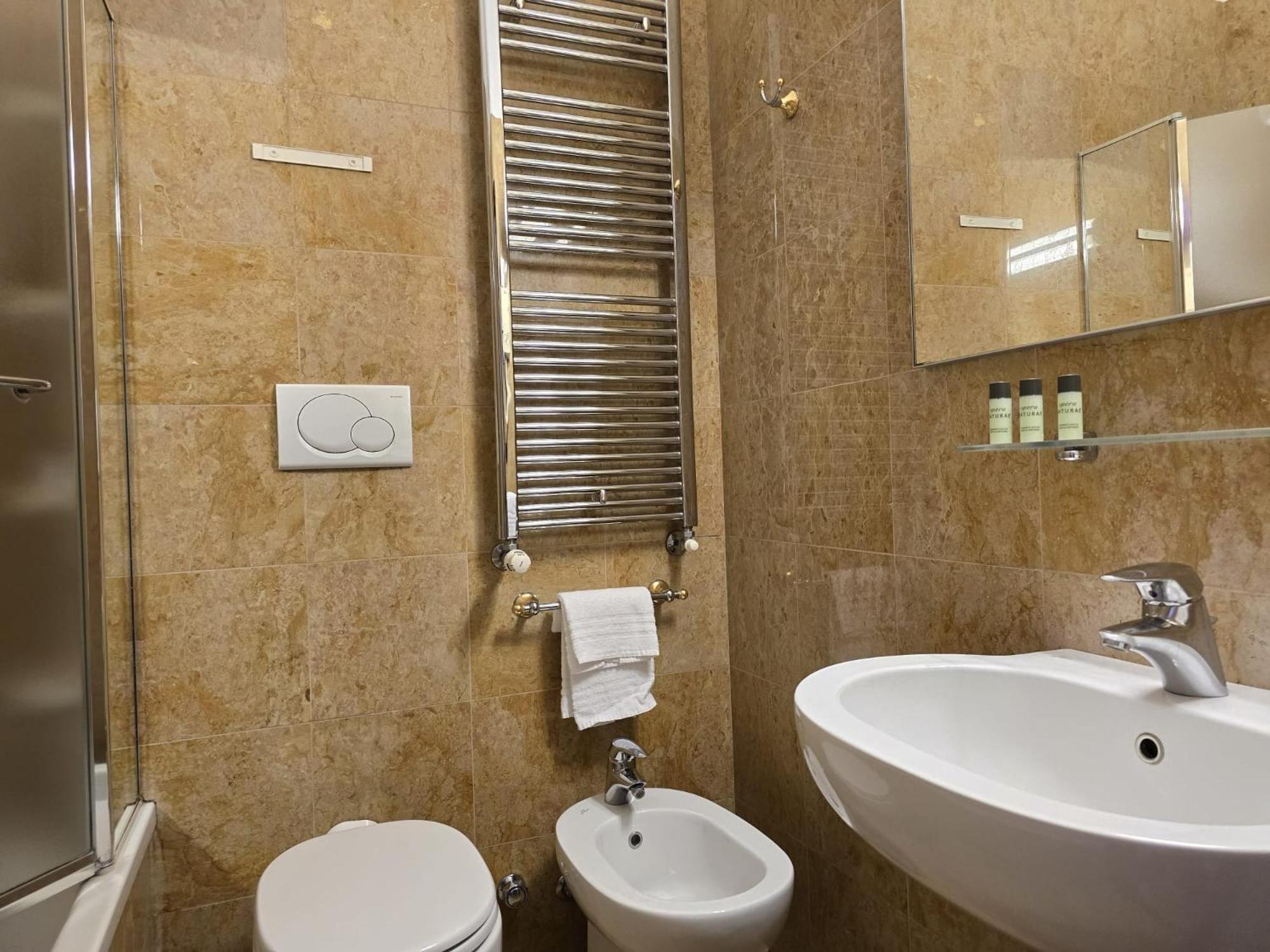 Mokinba Sant'ambroeus Hotel Milano